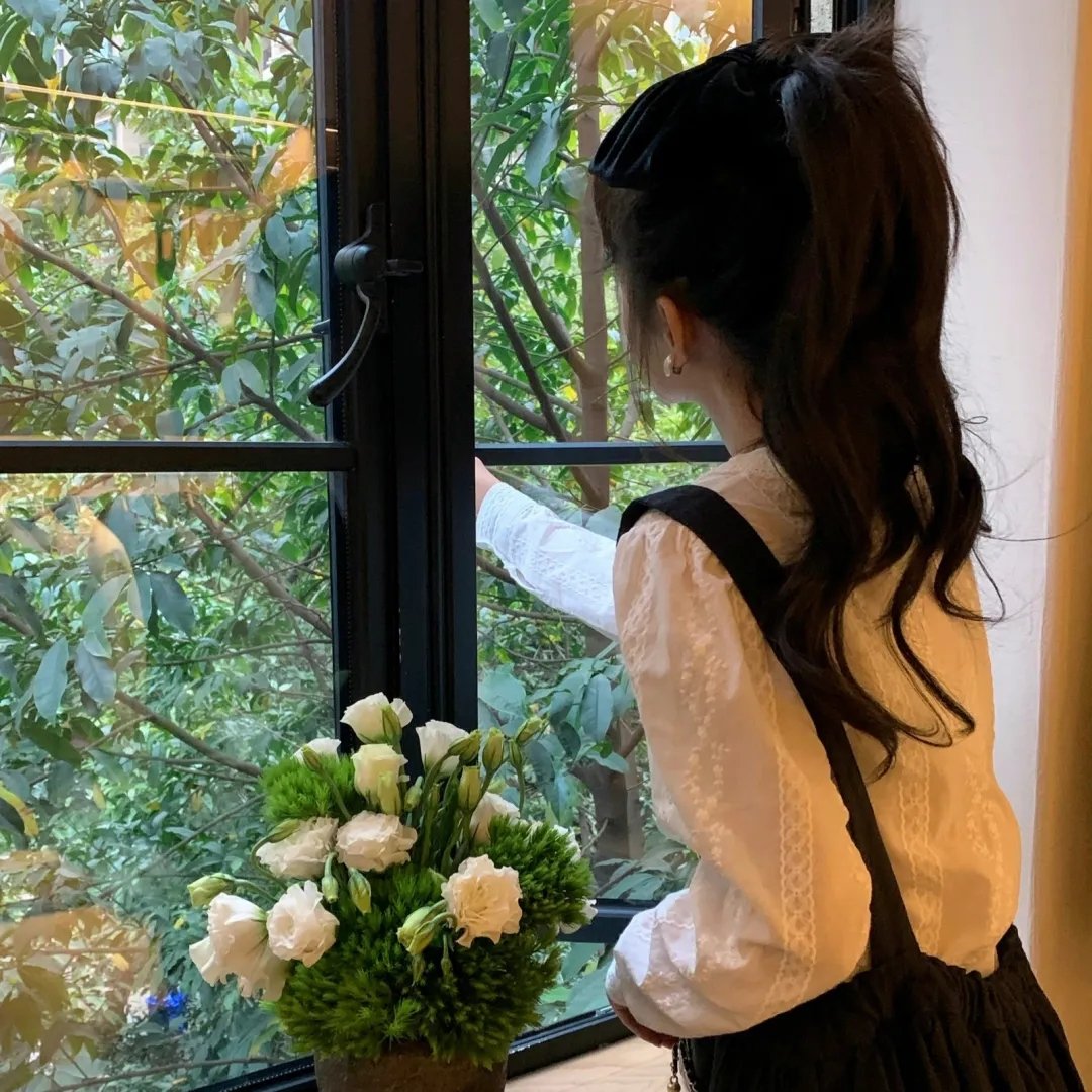 我毕业了,但...... 海报